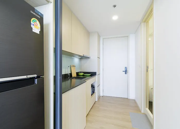 Loft Pool Superior Near Jodd Night Market 500mbps Wi-fi Twin * Bangkok