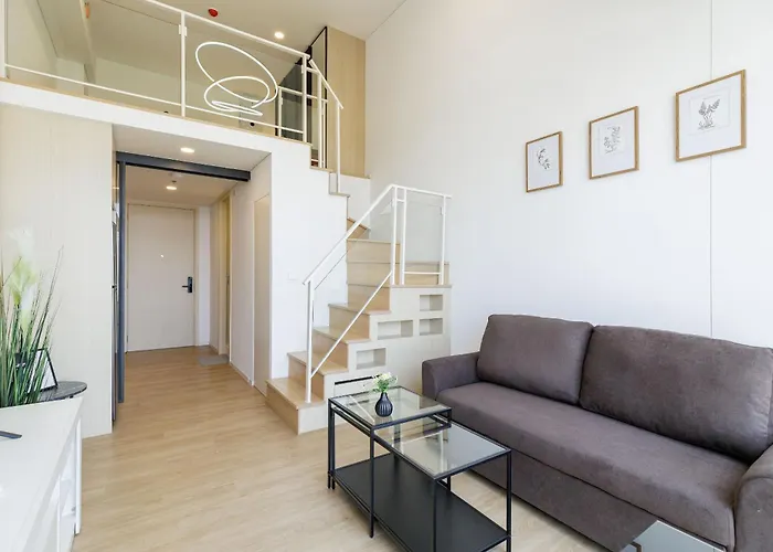 Loft Pool Superior Near Jodd Night Market 500mbps Wi-fi Twin Bangkok