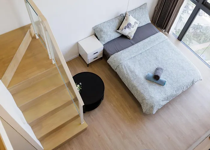 Loft Pool Superior Near Jodd Night Market 500mbps Wi-fi Twin Apartamento Bangkok