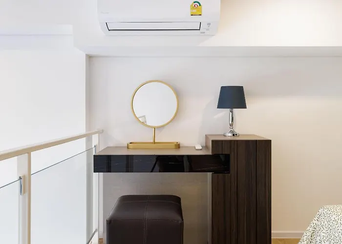 Loft Pool Superior Near Jodd Night Market 500mbps Wi-fi Twin Bangkok